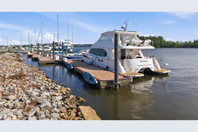 227 E Water Street #Dock B, Washington, NC 27889 - Photo 11