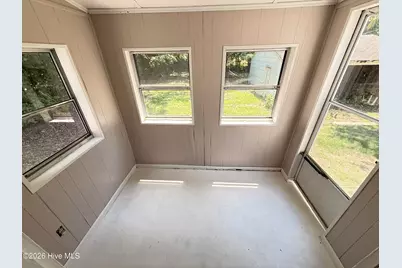 308 E Main Street, Mount Olive, NC 28365 - Photo 9