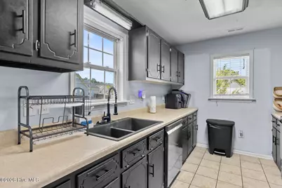 402 Kant Place, Jacksonville, NC 28540 - Photo 9
