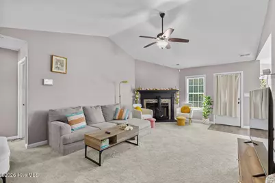 402 Kant Place, Jacksonville, NC 28540 - Photo 5