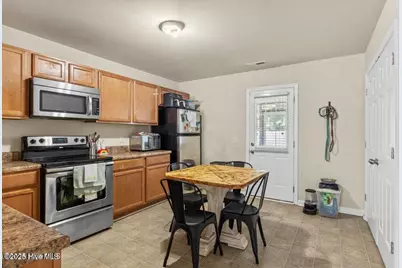 416 Caldwell Loop, Jacksonville, NC 28546 - Photo 5