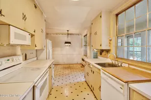 808 W South St, Ahoskie, NC 27910 - Photo 15
