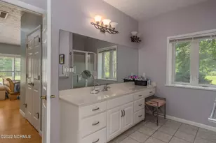 301 Sandy Point Dr, Beaufort, NC 28516 - Photo 23