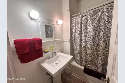 409-411 N Charlotte Street, Washington, NC 27889 - Photo 11