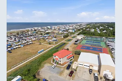 133 SE 48th Street, Oak Island, NC 28465 - Photo 5