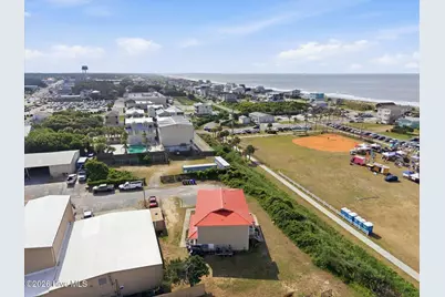 133 SE 48th Street, Oak Island, NC 28465 - Photo 15