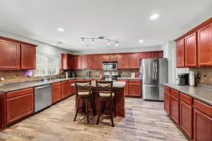 237 Georgetowne Dr, Clayton, NC 27520 - Photo 11