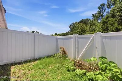 8006 Banister Loop, Jacksonville, NC 28546 - Photo 23