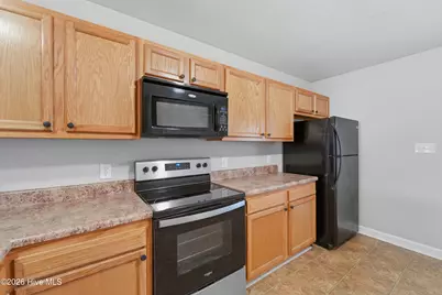 609 Streamwood Drive, Jacksonville, NC 28546 - Photo 15