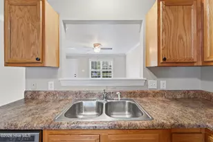 609 Streamwood Dr, Jacksonville, NC 28546 - Photo 13