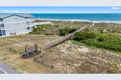 1068 Ocean Boulevard W # 9d, Holden Beach, NC 28462 - Photo 29