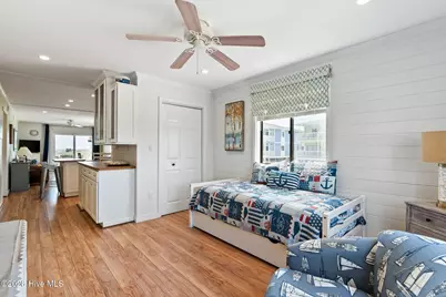 1068 Ocean Boulevard W # 9d, Holden Beach, NC 28462 - Photo 5