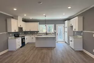 548 Hillman St, Warrenville, SC 29851 - Photo 3