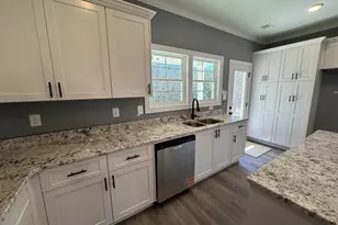 548 Hillman St, Warrenville, SC 29851 - Photo 7