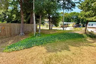 316 Fairview Dr, Emerald Isle, NC 28594 - Photo 19