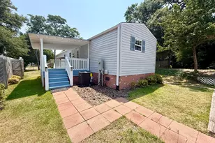 316 Fairview Dr, Emerald Isle, NC 28594 - Photo 3