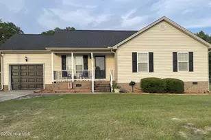 400 Twin Creeks Dr, Goldsboro, NC 27530 - Photo 1
