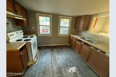 1110 S 8th Street, Wilmington, NC 28401 - Photo 9