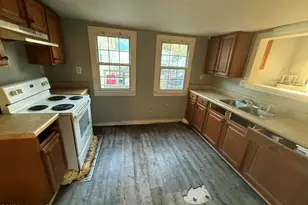 1110 S 8th St, Wilmington, NC 28401 - Photo 9