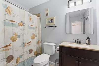 404 Carolina Beach Avenue S #B12, Carolina Beach, NC 28428 - Photo 23