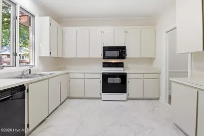 1311 Forest Hills Road NW #E4, Wilson, NC 27896 - Photo 5