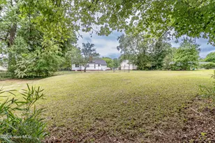 1866 Century Dr, Greenville, NC 27834 - Photo 5