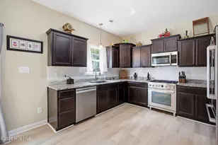 716 Bayboro Ct, Holly Ridge, NC 28445 - Photo 13