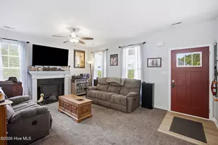 716 Bayboro Ct, Holly Ridge, NC 28445 - Photo 7