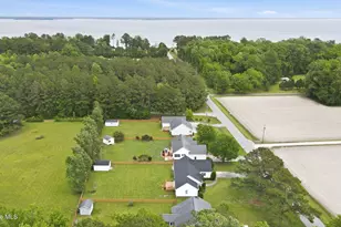 210 E Camp Kiro Rd, New Bern, NC 28560 - Photo 53