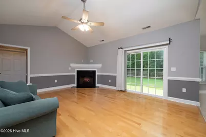 111 Croatan Woods Drive, New Bern, NC 28562 - Photo 9