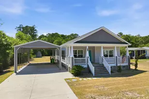 416 Ocean Spray Dr, Cedar Point, NC 28584 - Photo 3