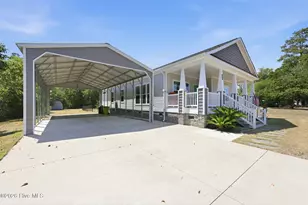 416 Ocean Spray Dr, Cedar Point, NC 28584 - Photo 3