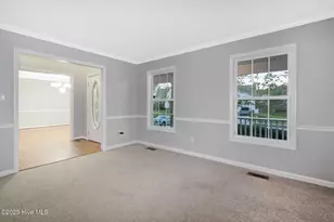 102 Huntington Ct, Jacksonville, NC 28540 - Photo 3
