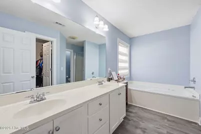 266 Jeremy Lane #B, Winterville, NC 28590 - Photo 13