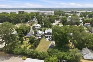 314 E 2nd St, Washington, NC 27889 - Photo 39