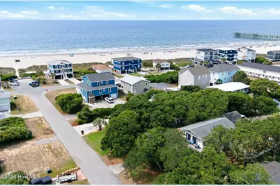 205 Mercer Street, Oak Island, NC 28465 - Photo 17