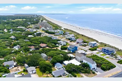 205 Mercer Street, Oak Island, NC 28465 - Photo 27