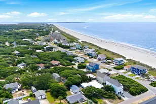 205 Mercer St, Oak Island, NC 28465 - Photo 27