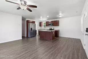 501 Henderson Dr, Jacksonville, NC 28540 - Photo 11