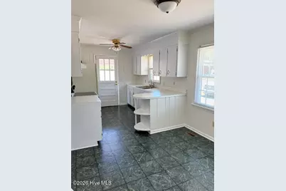 1307 Sunset Avenue, Tarboro, NC 27886 - Photo 7