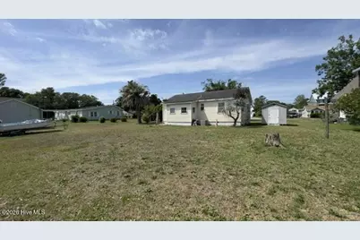 413 Spartanburg Avenue, Carolina Beach, NC 28428 - Photo 15
