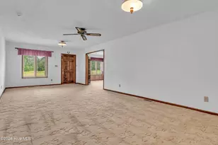 612 Parkertown Rd, Hubert, NC 28539 - Photo 13