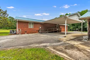 612 Parkertown Rd, Hubert, NC 28539 - Photo 53