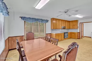 612 Parkertown Rd, Hubert, NC 28539 - Photo 39