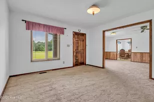 612 Parkertown Rd, Hubert, NC 28539 - Photo 15