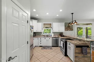 9804 Heath Pl, Emerald Isle, NC 28594 - Photo 9