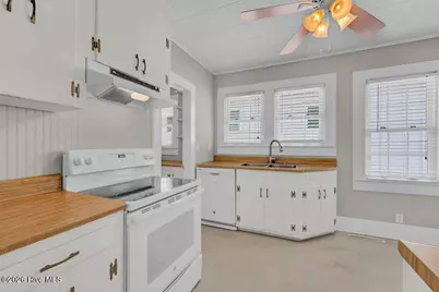 209 Channel Drive N, Wrightsville Beach, NC 28480 - Photo 21