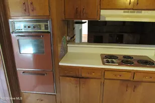 1102 Isaac Weeks Rd, Clinton, NC 28328 - Photo 19