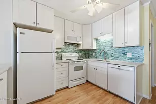 301 E Commerce Way Rd, Atlantic Beach, NC 28512 - Photo 9