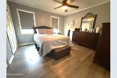 3820 E Vancroft Circle #I8, Winterville, NC 28590 - Photo 11